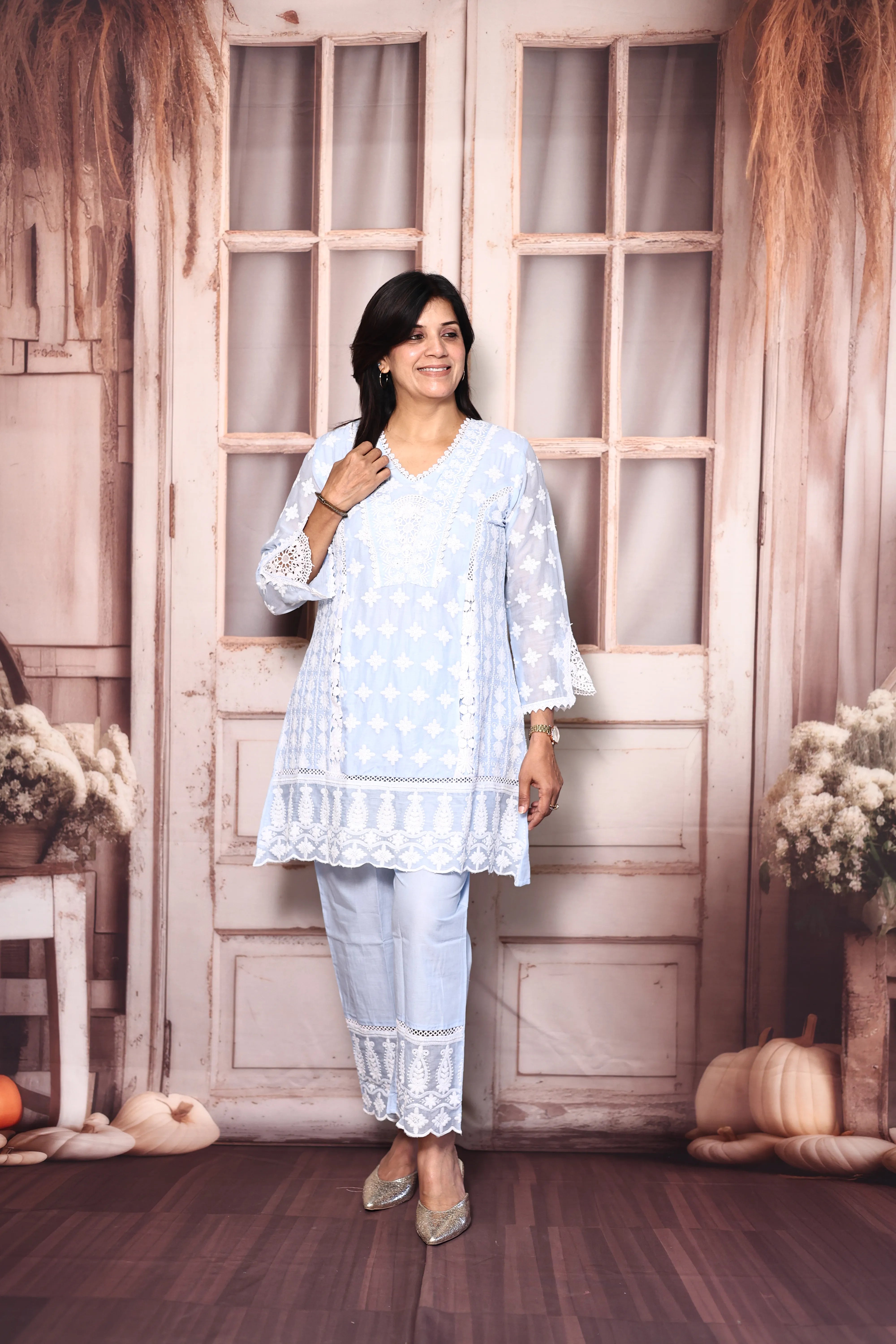 Light blue Lakhnavi Chikankari Short Kurti Pant Co-Ord Set | Pure Mul Mul Premium Wear