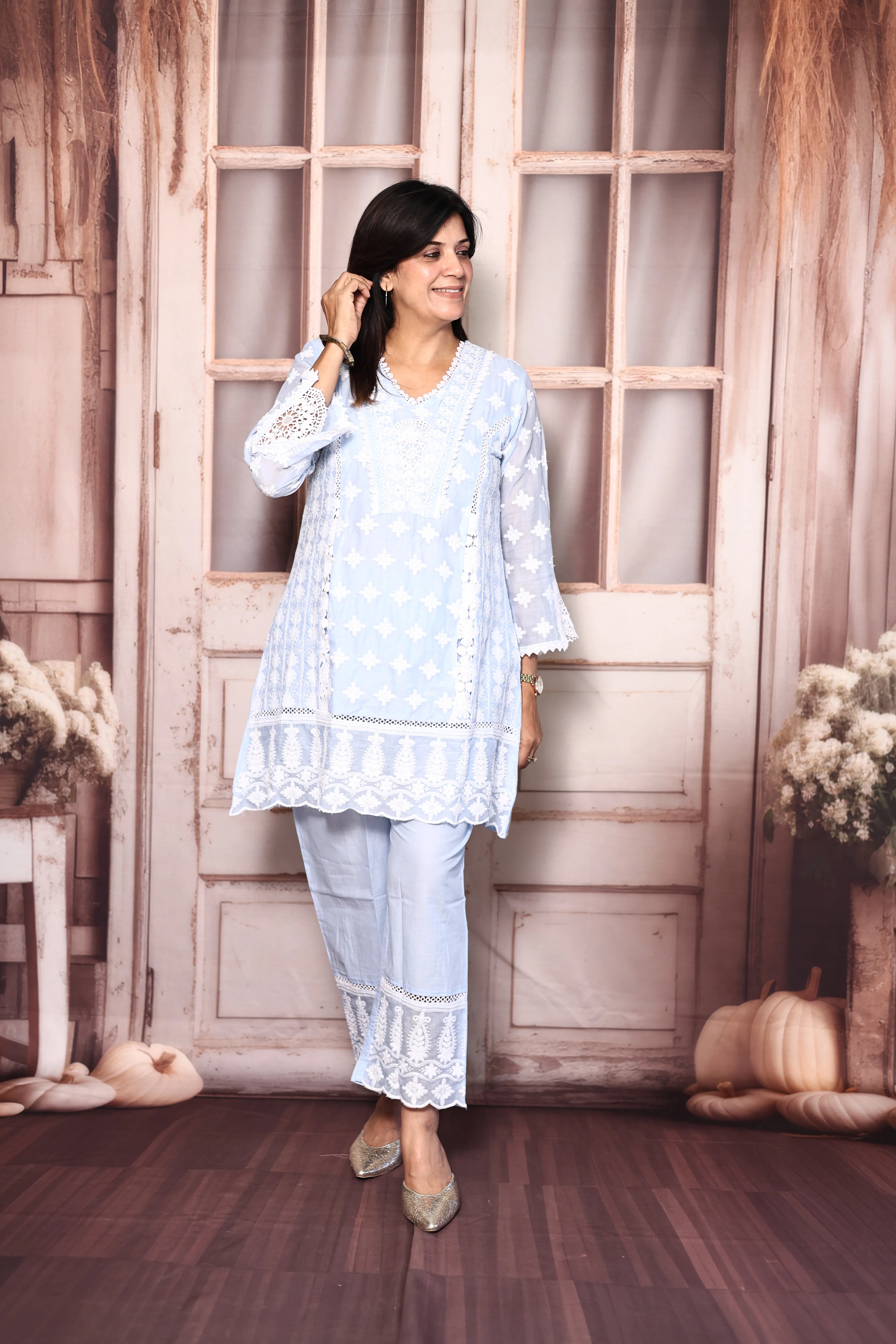 Light blue Lakhnavi Chikankari Short Kurti Pant Co-Ord Set | Pure Mul Mul Premium Wear