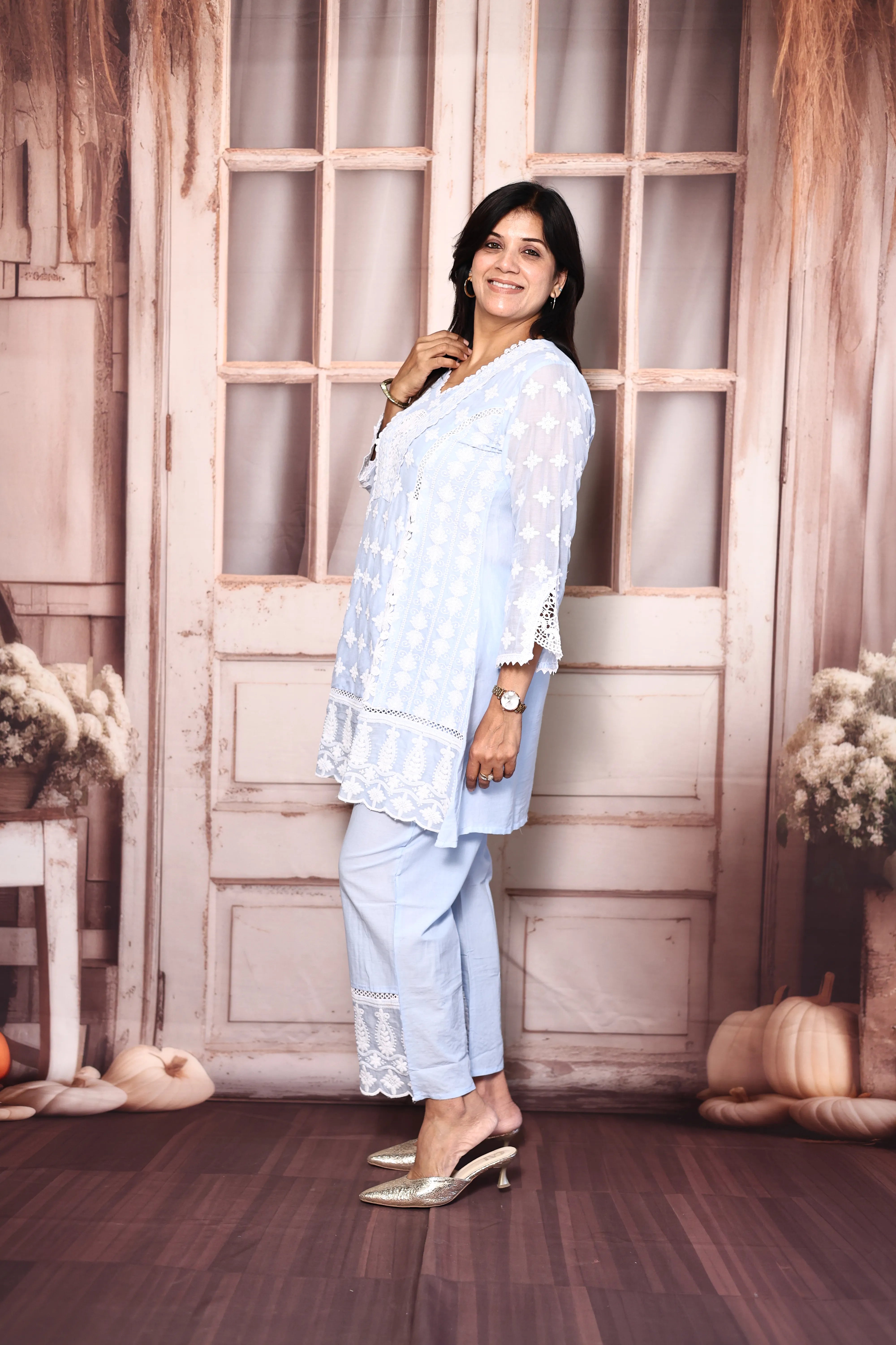 Light blue Lakhnavi Chikankari Short Kurti Pant Co-Ord Set | Pure Mul Mul Premium Wear