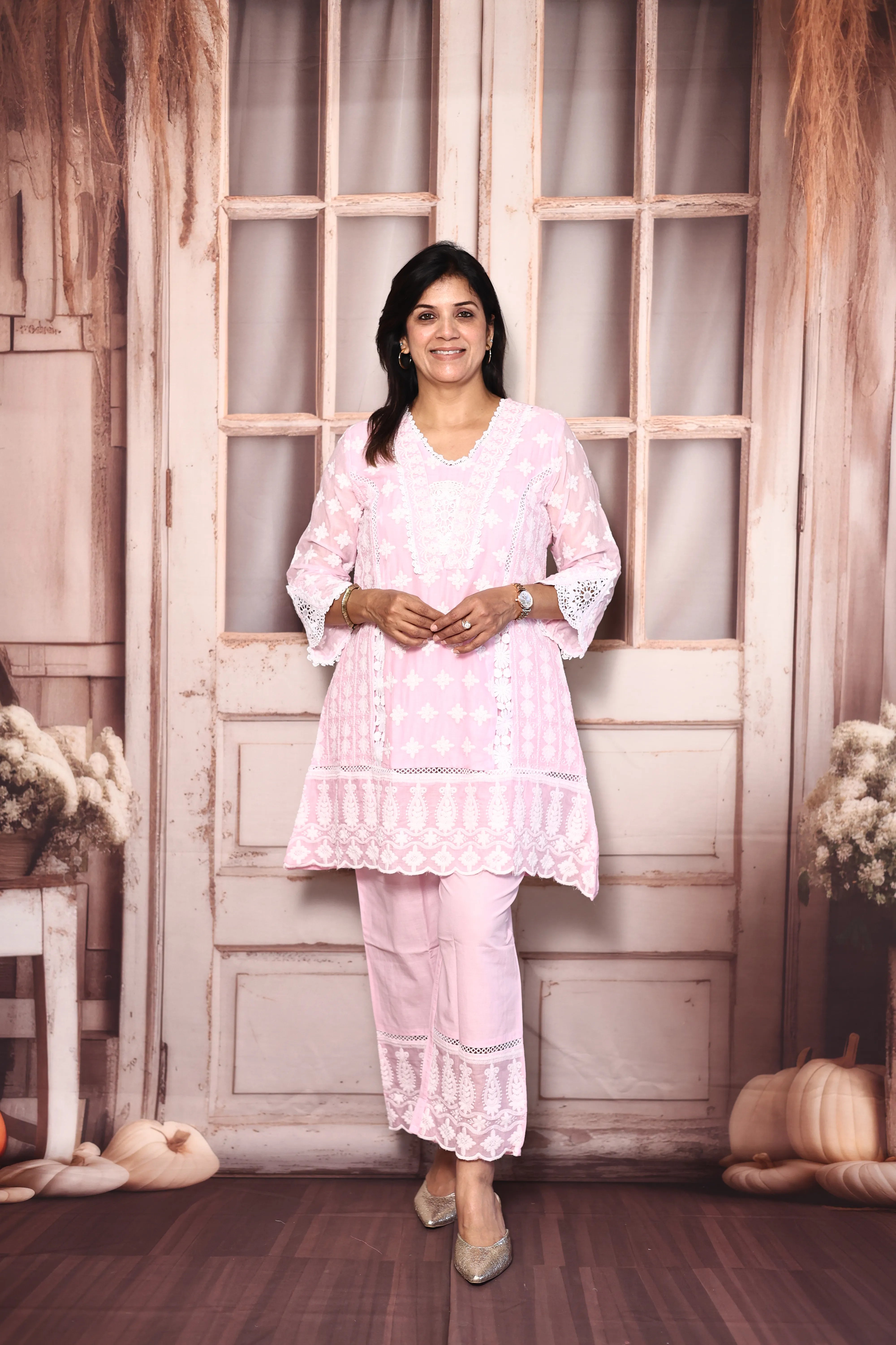 Baby pink Lakhnavi Chikankari Short Kurti Pant Co-Ord Set | Pure Mul Mul Premium Wear