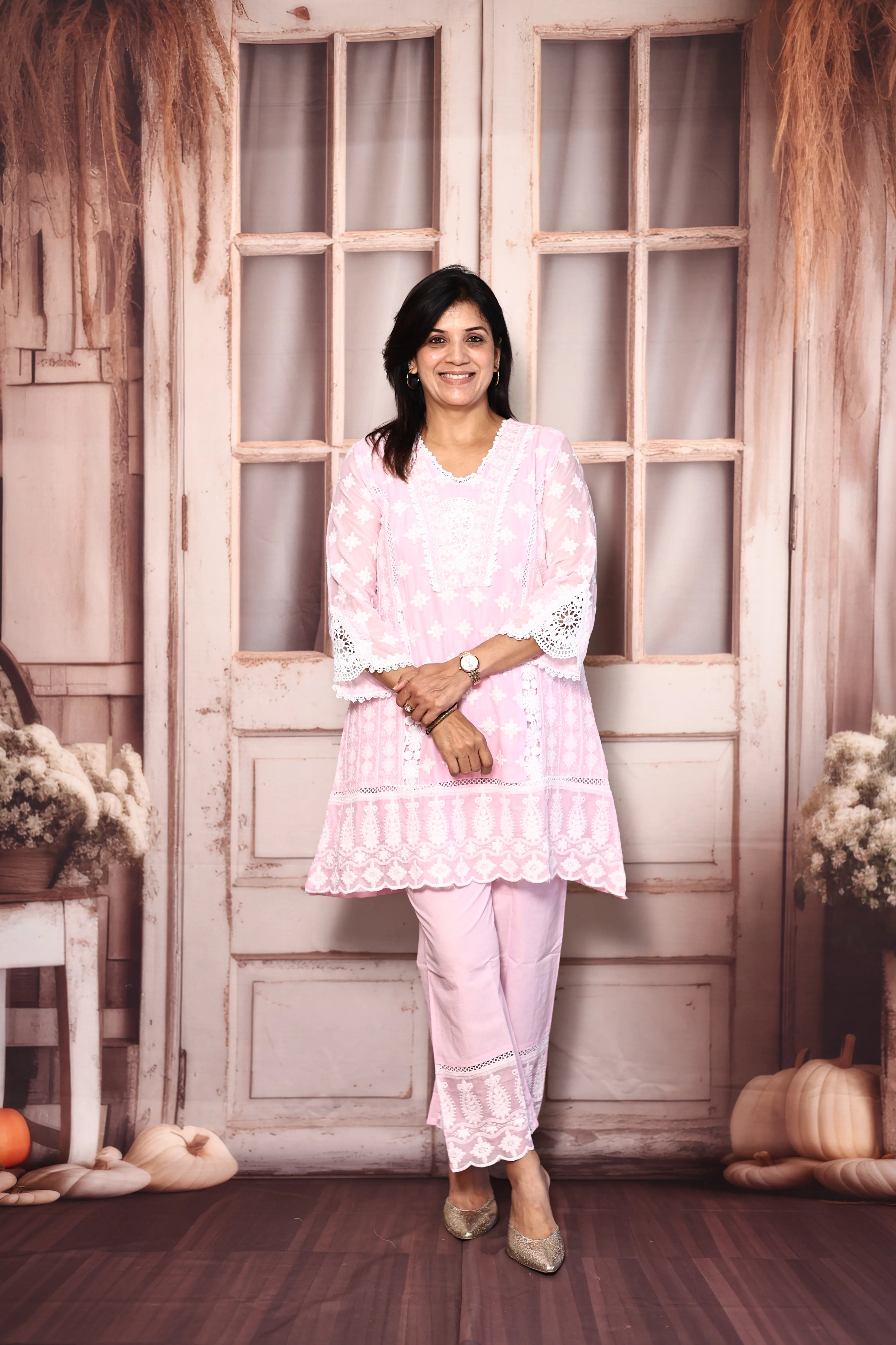 Baby pink Lakhnavi Chikankari Short Kurti Pant Co-Ord Set | Pure Mul Mul Premium Wear