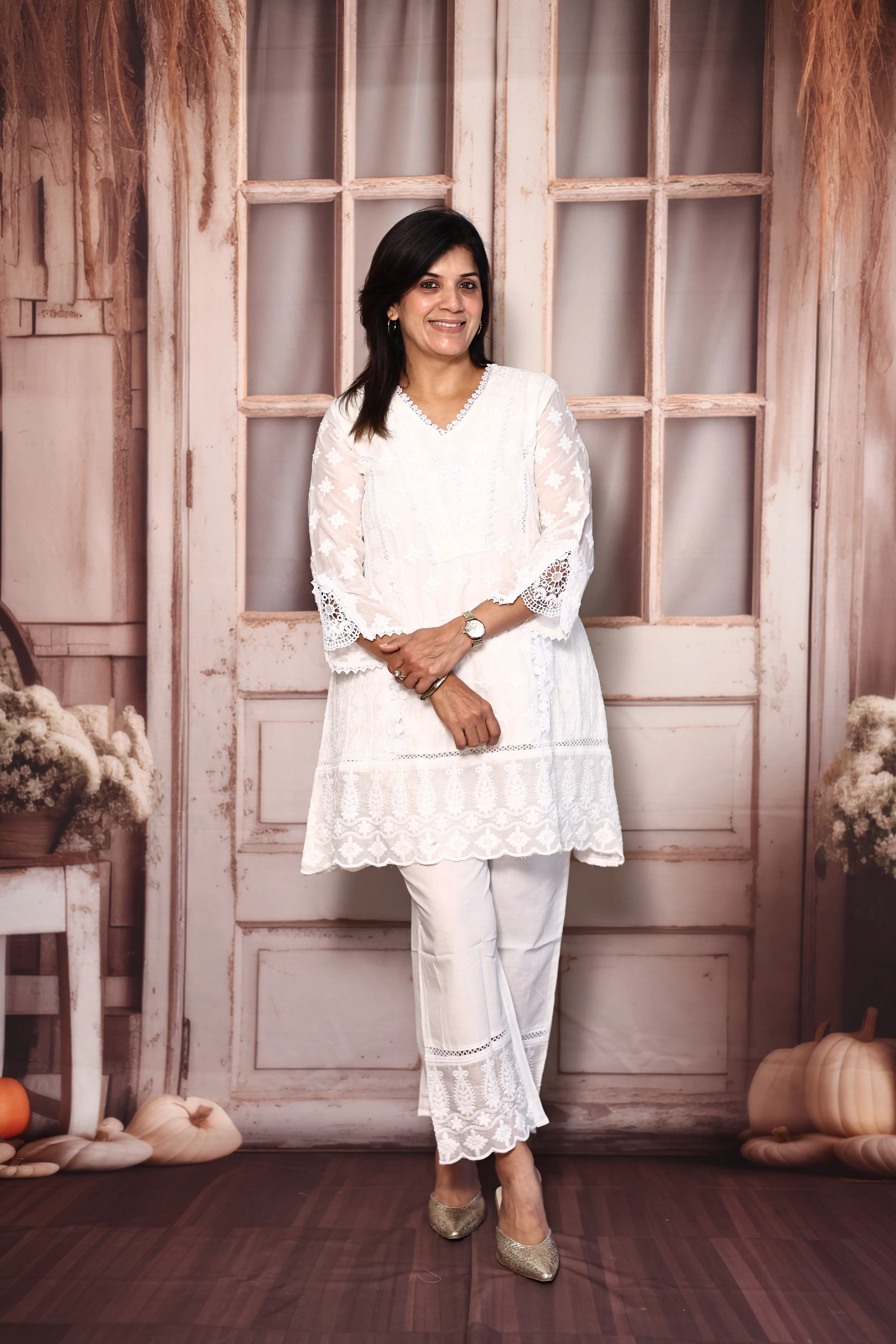 White Lakhnavi Chikankari Short Kurti Pant Co-Ord Set | Pure Mul Mul Premium Wear