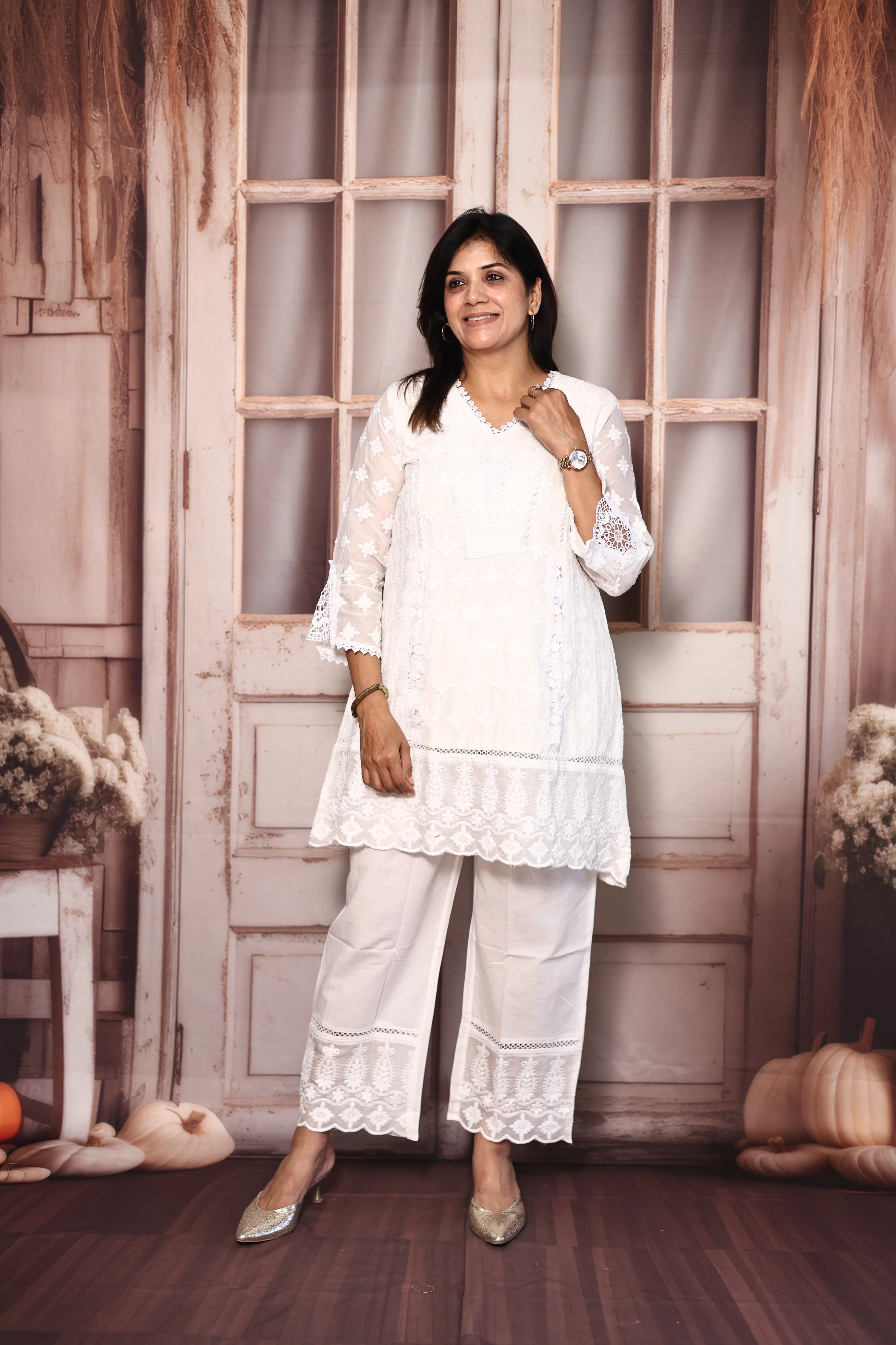 White Lakhnavi Chikankari Short Kurti Pant Co-Ord Set | Pure Mul Mul Premium Wear