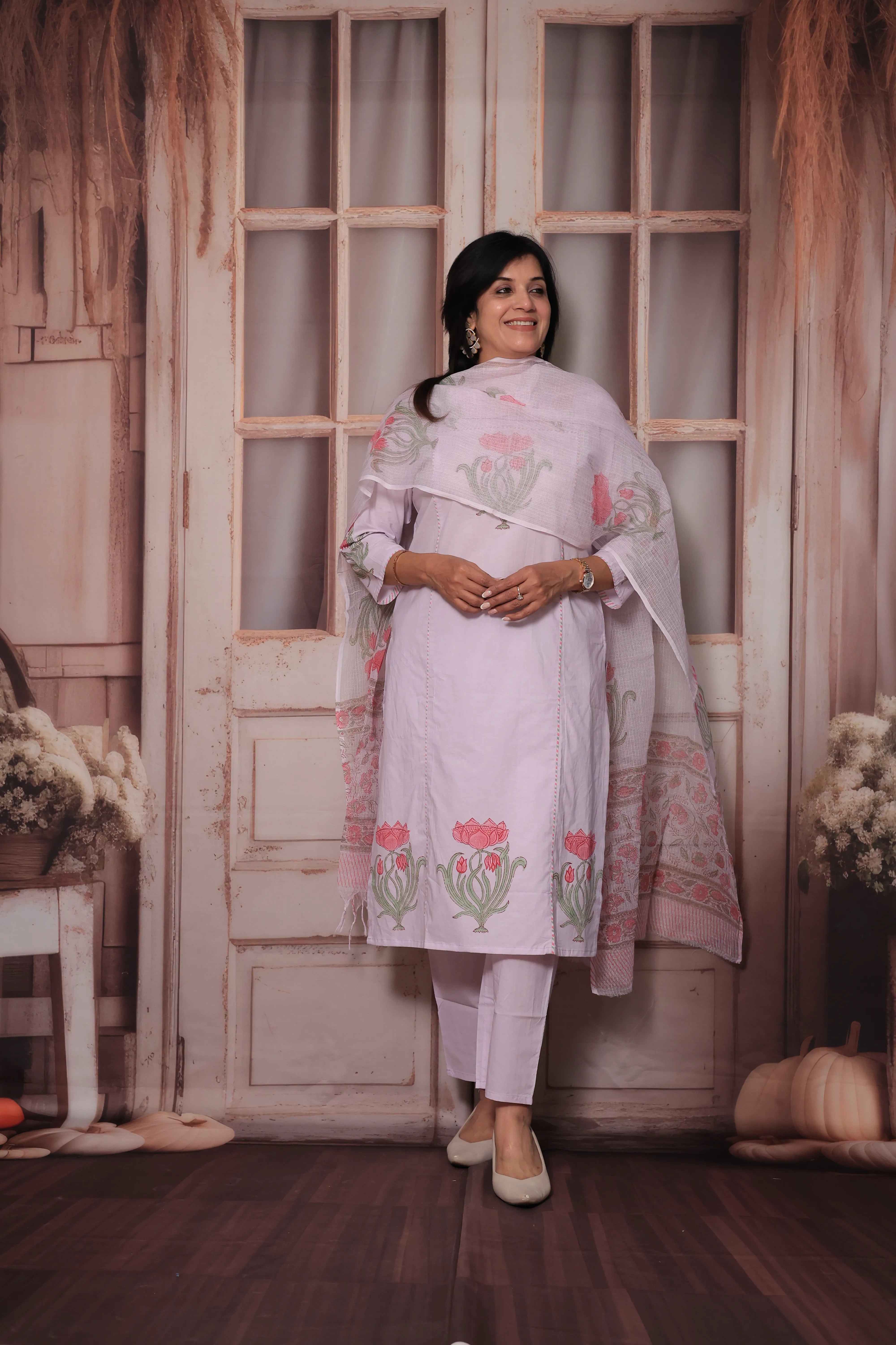 Light Lavender Kurta Pant Set with Dupatta | Pearl Work & Floral Print