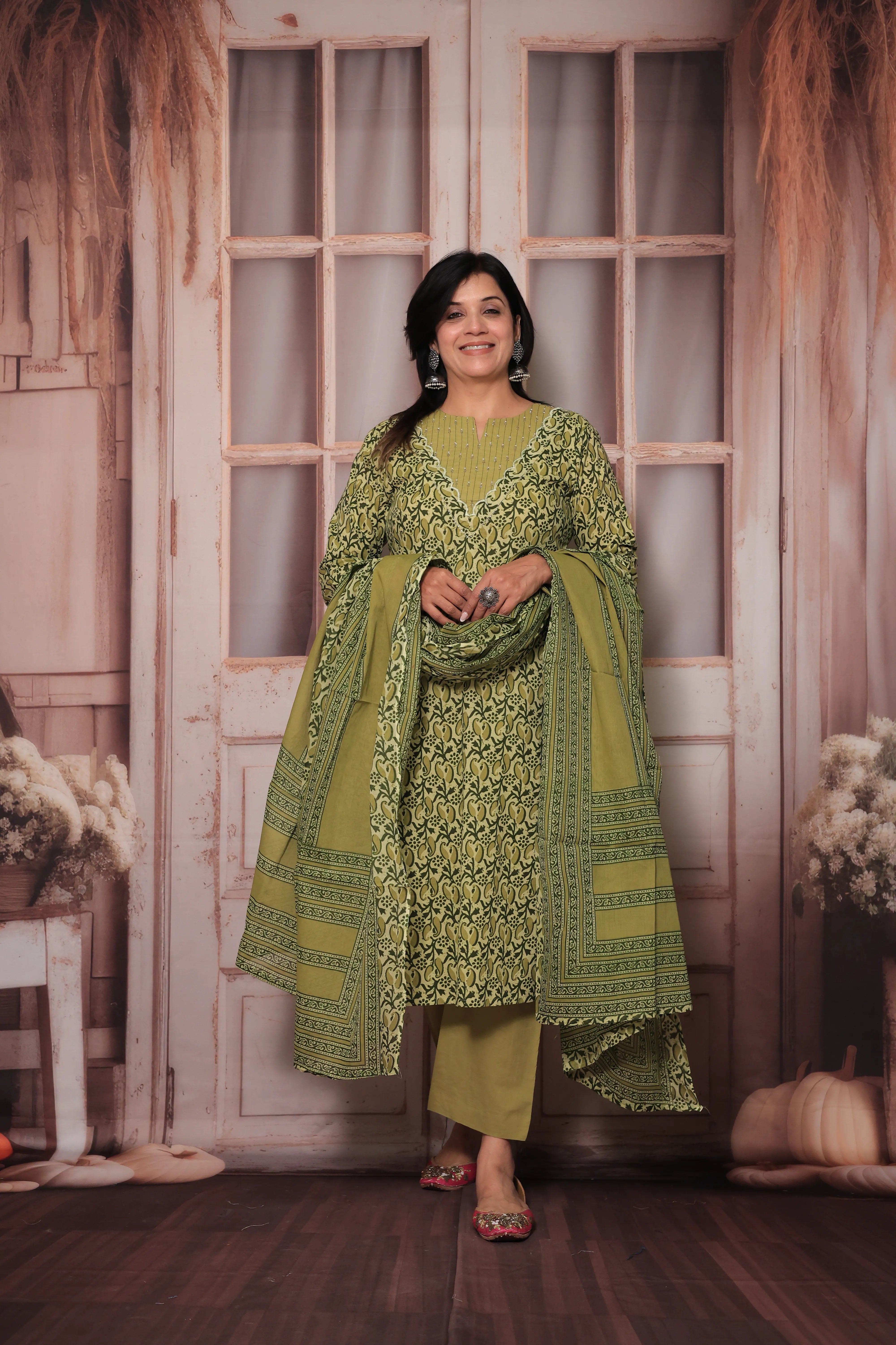 Green Yoke Embroidered Kurta Pant Set with Dupatta | Pearl Work & Floral Print