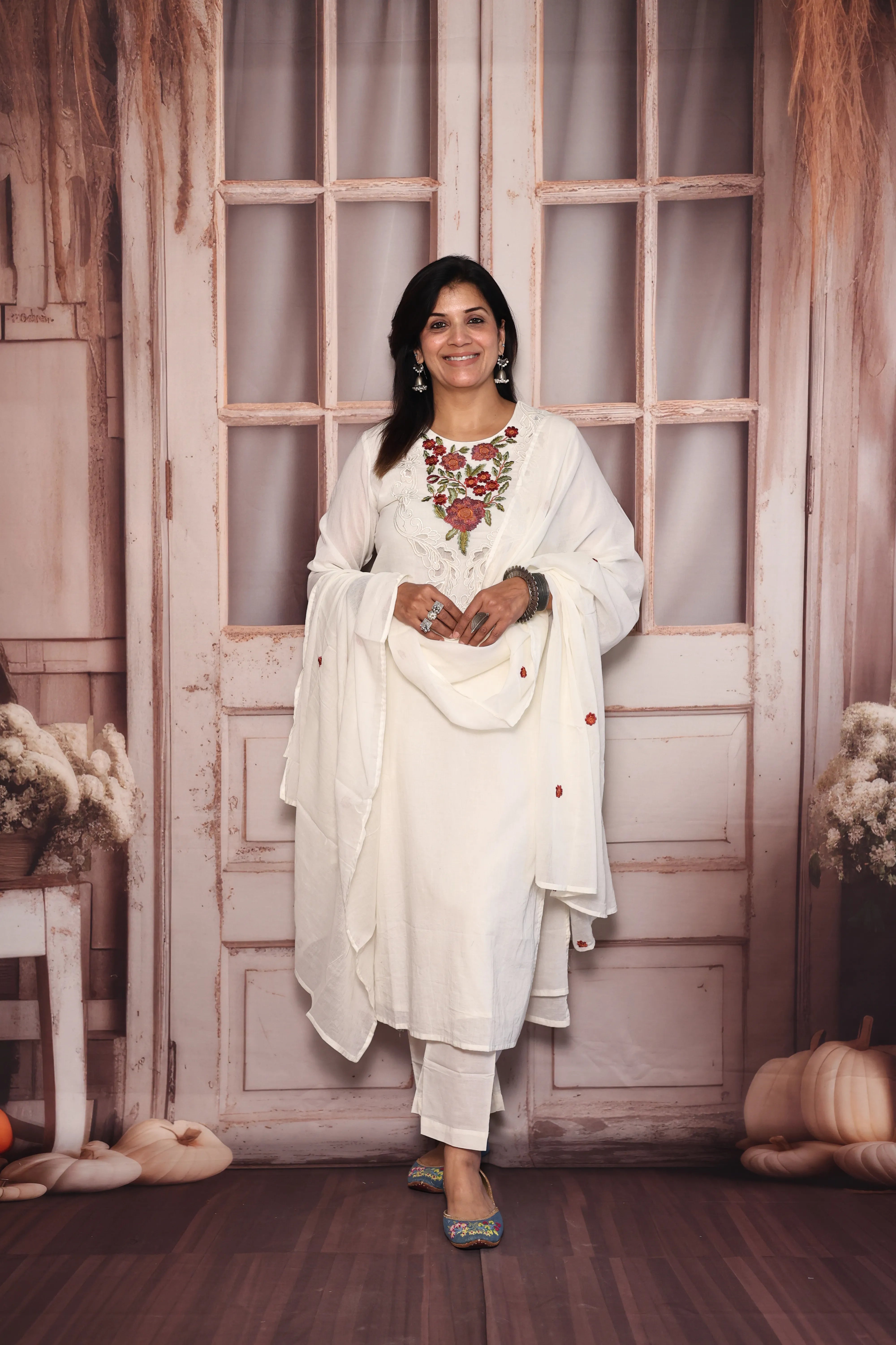 Off White Cut Work Thread Embroidered Dupatta Set | Floral Yoke Embroidery | Mul Cotton