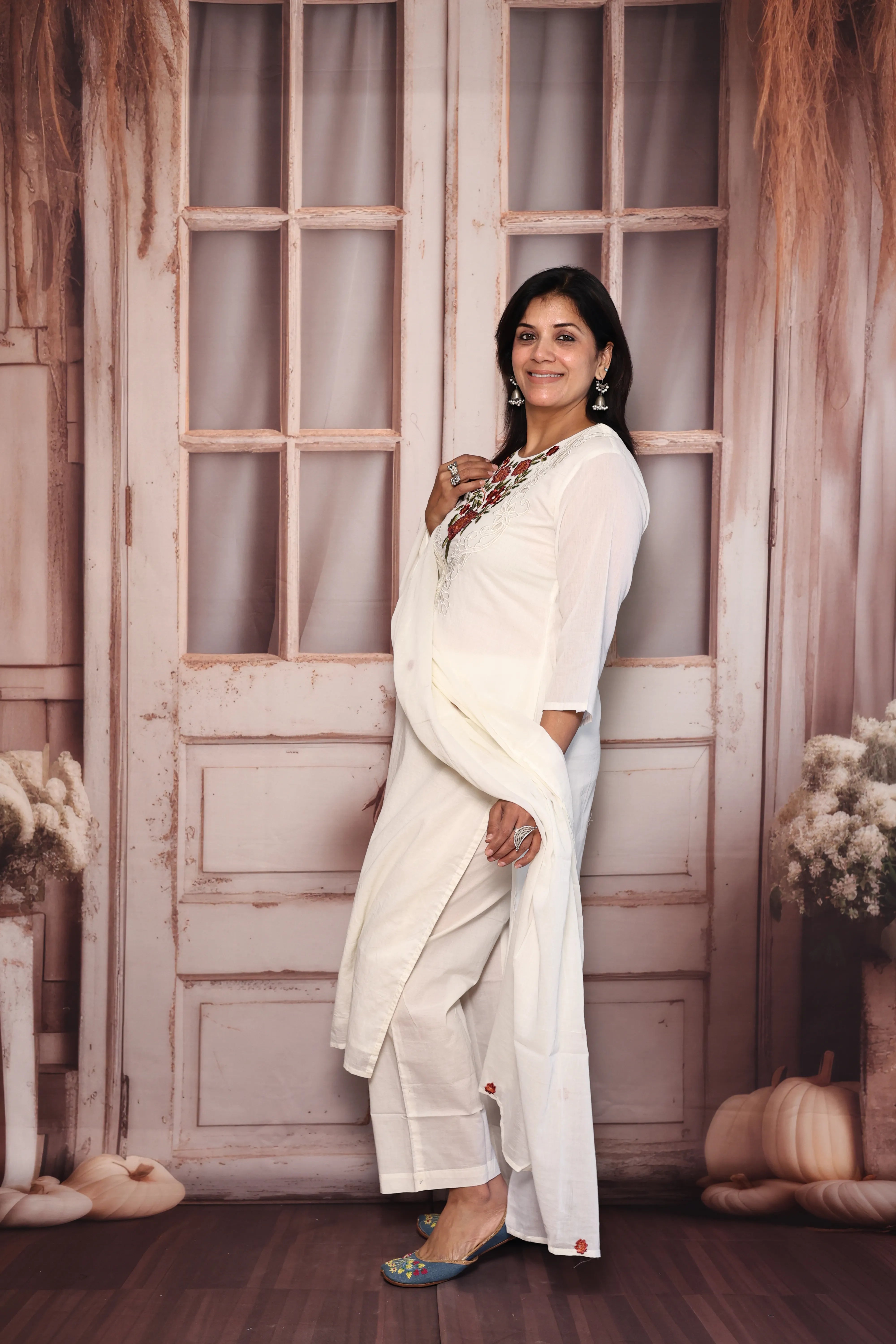 Off White Cut Work Thread Embroidered Dupatta Set | Floral Yoke Embroidery | Mul Cotton