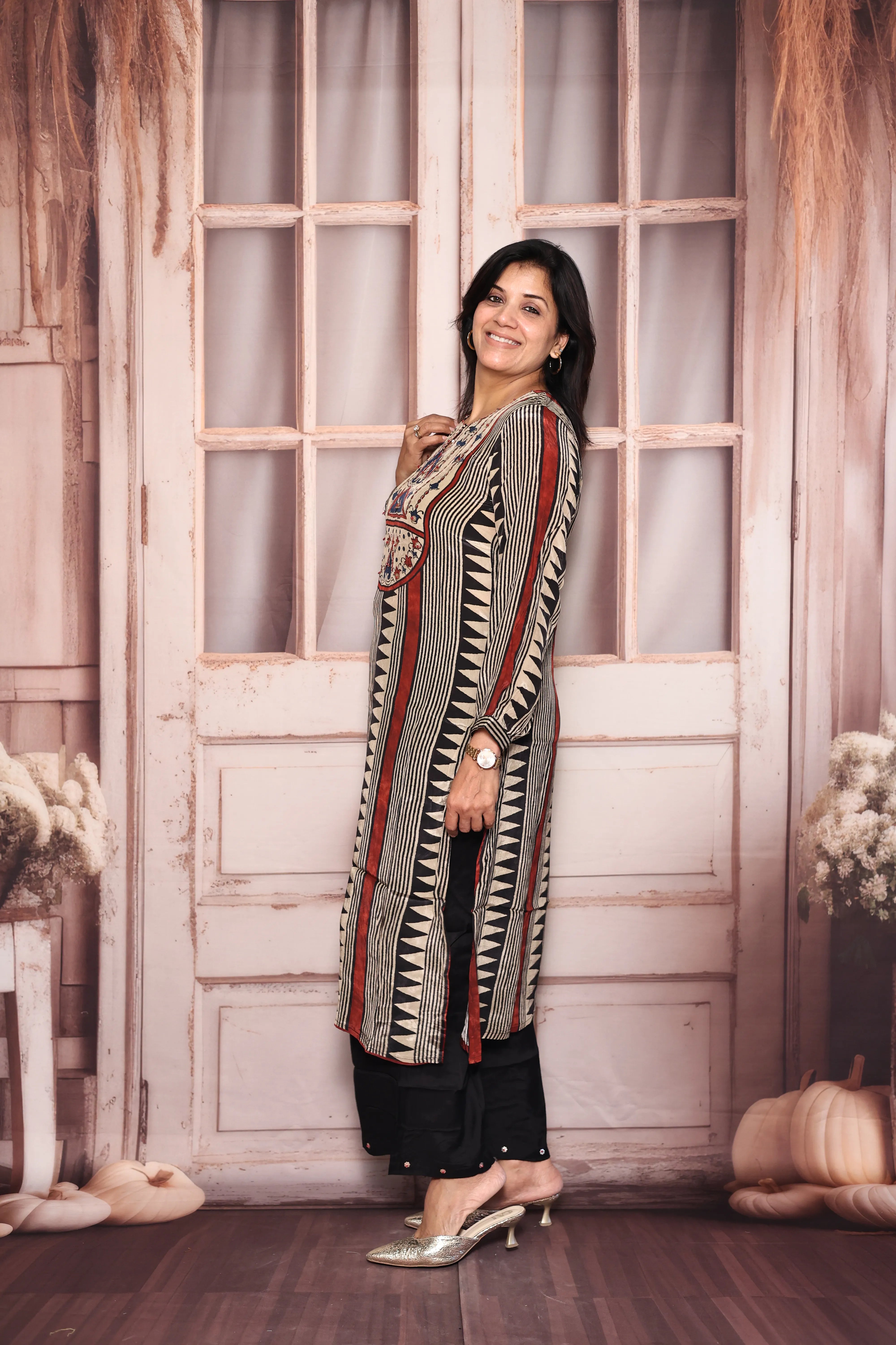Beige & Black Printed Kurta Pant Set | Embroidered Pure Crepe Designer Wear