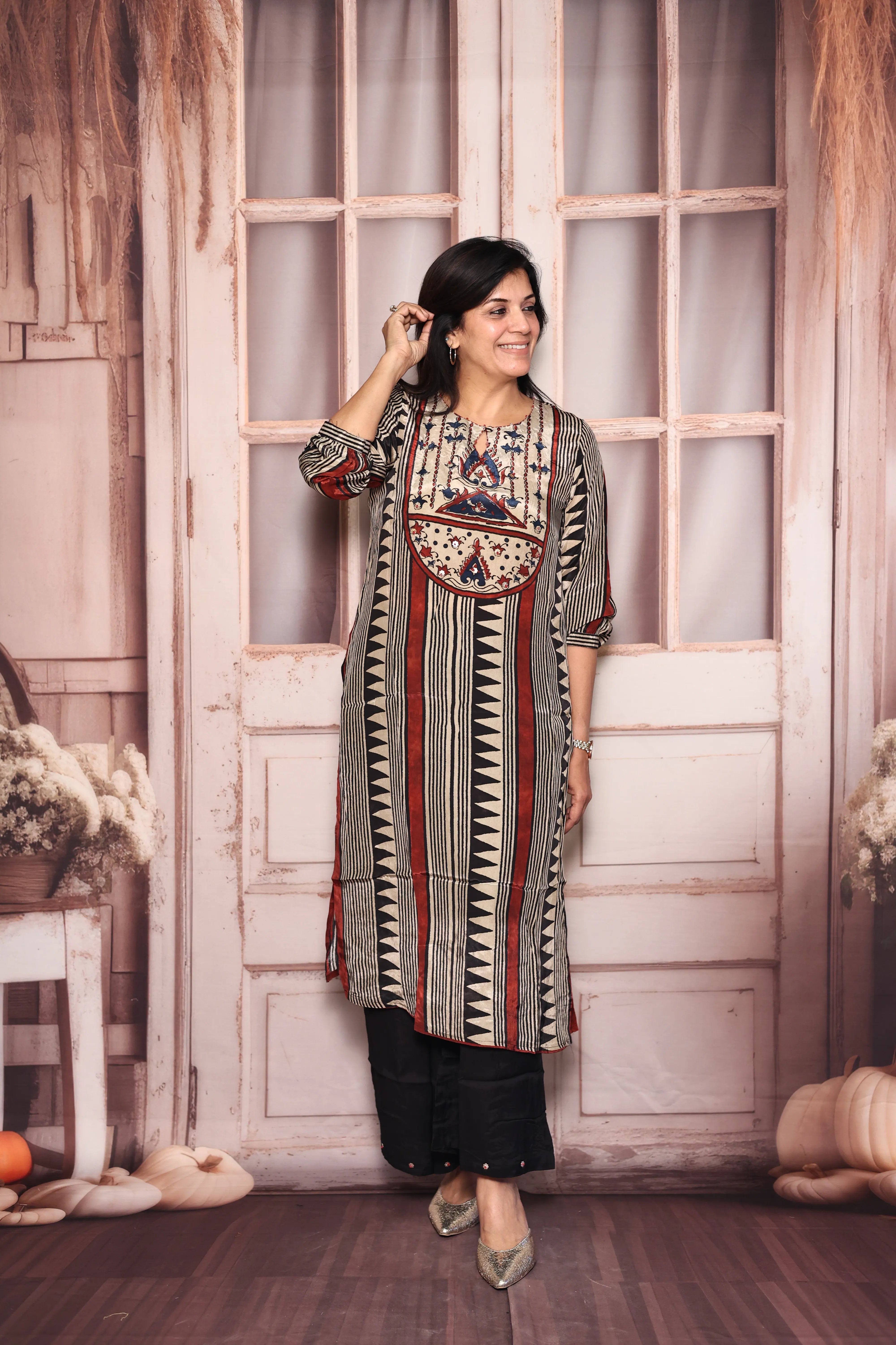 Beige & Black Printed Kurta Pant Set | Embroidered Pure Crepe Designer Wear