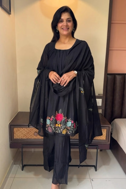 Jet Black Knee-Length Kurta Dupatta Set | Mul Chanderi | Katha Work & Appliqué Flowers