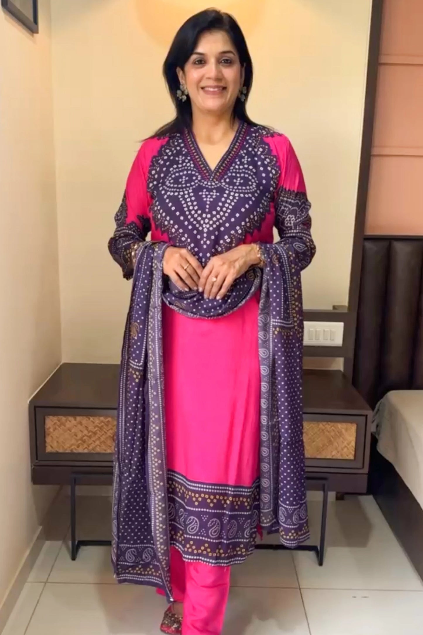 Pink Bandhani Dupatta Set | Thread Work | Premium Muslin Silk