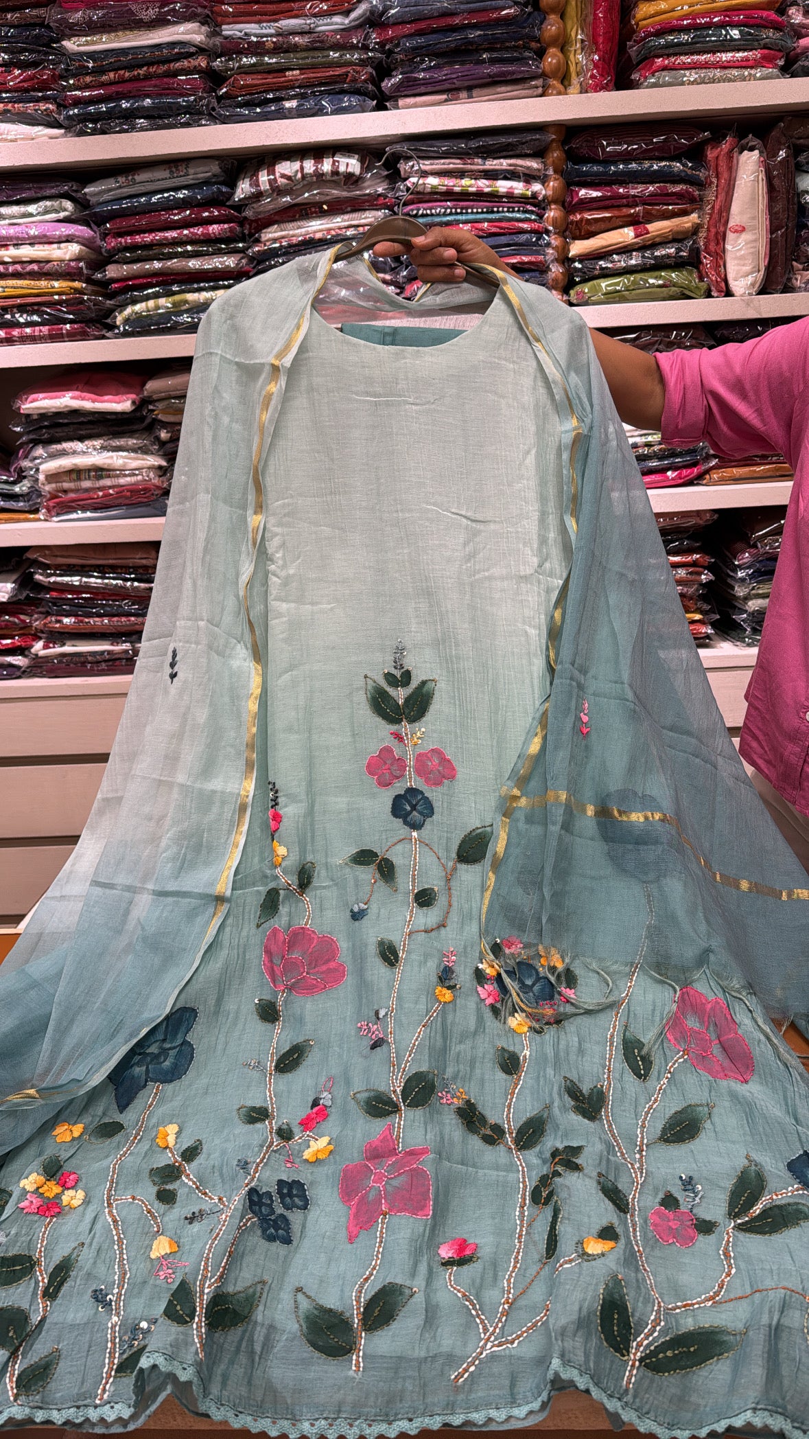 Mint Green Dual Shade Hand Work Kurta Pant with Dupatta Set | Thread Embroidery | Pure Mul Chanderi