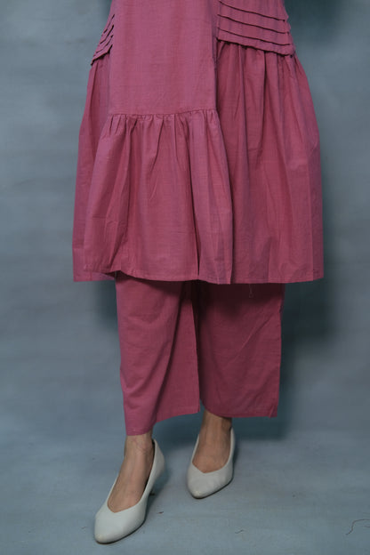 Magenta Embroidered Cotton Kurta Pant Set – Elegant Ethnic Wear