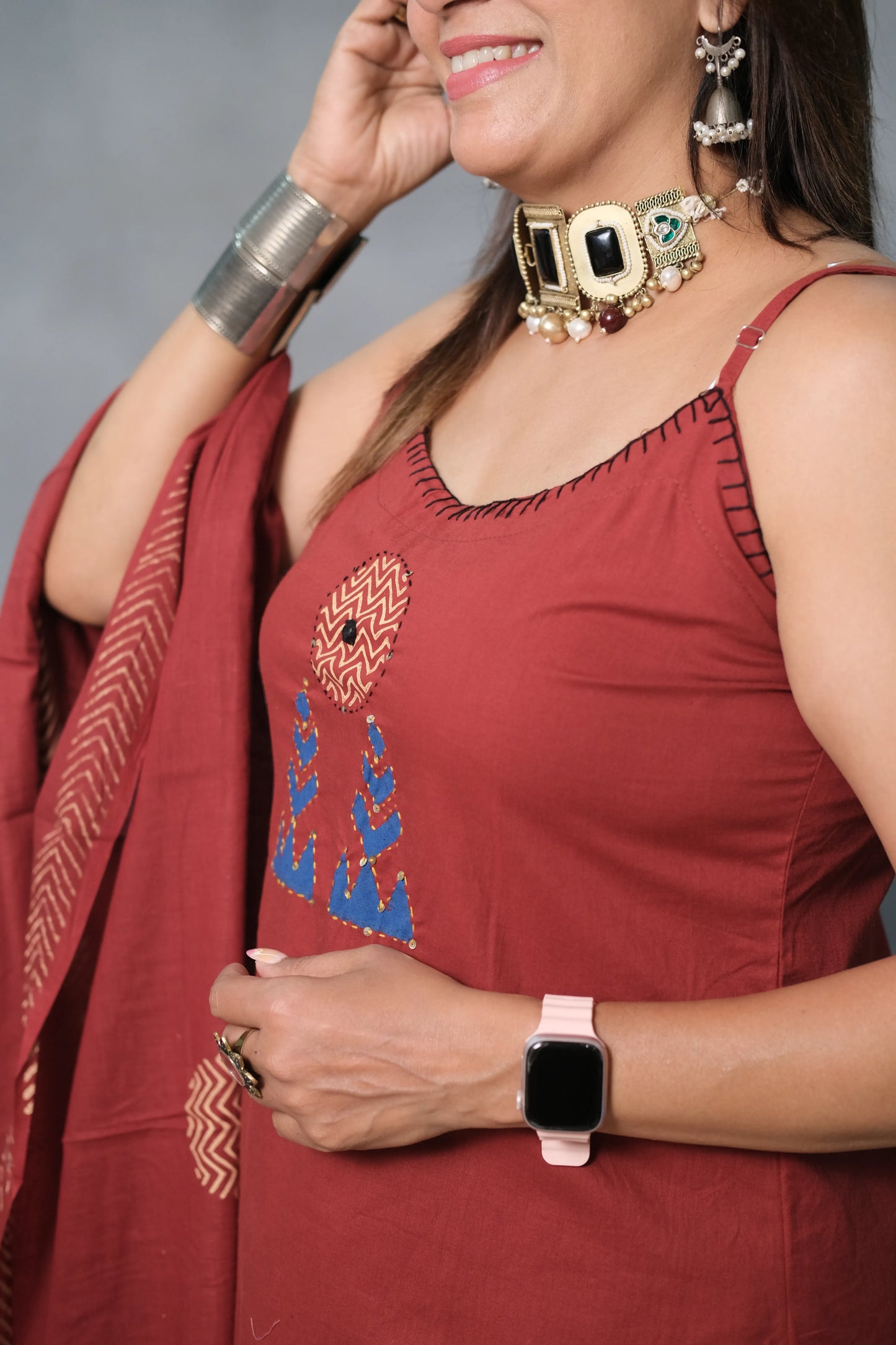 Red Spaghetti Kurta Dupatta Set with Appliqué Work | Soft Cotton