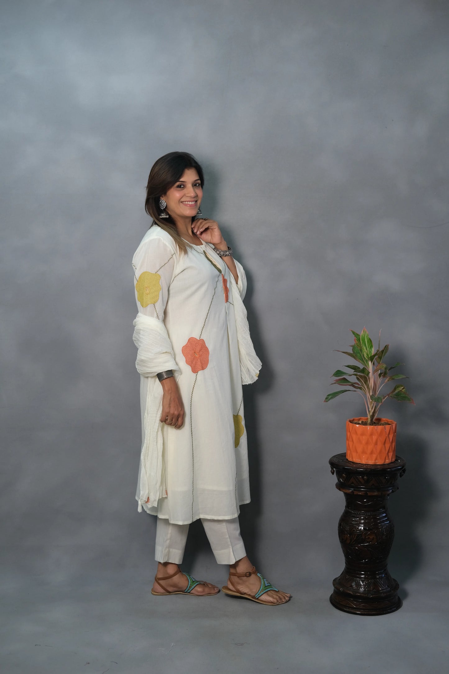 White Embroidered Mul Cotton Dupatta Set