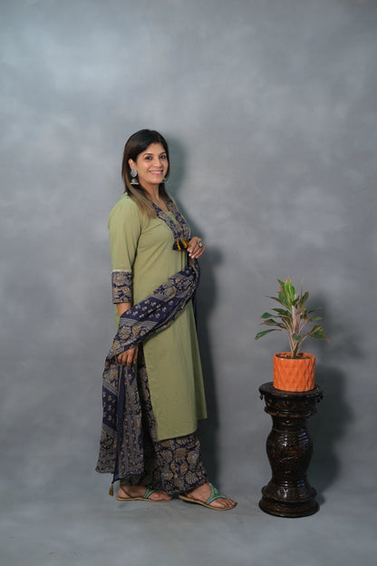 Pista Green Printed Dupatta Set | Soft Cotton