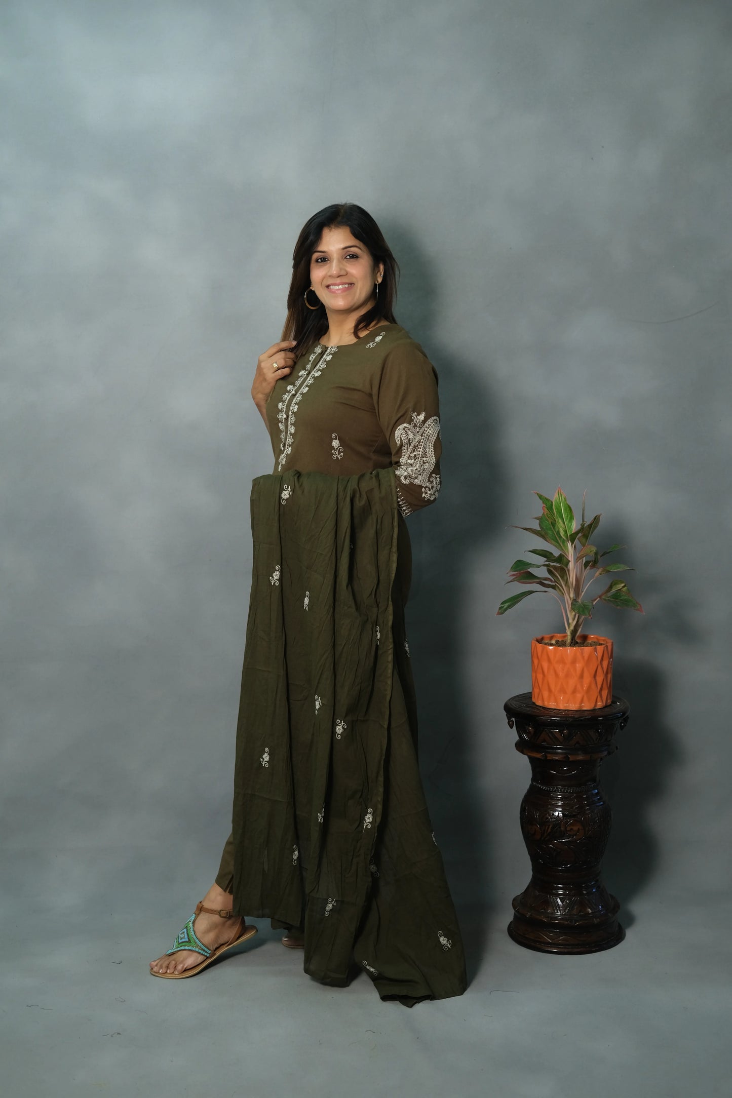 Mehndi Green Embroidered Dupatta Set | Pure Cotton Fabric