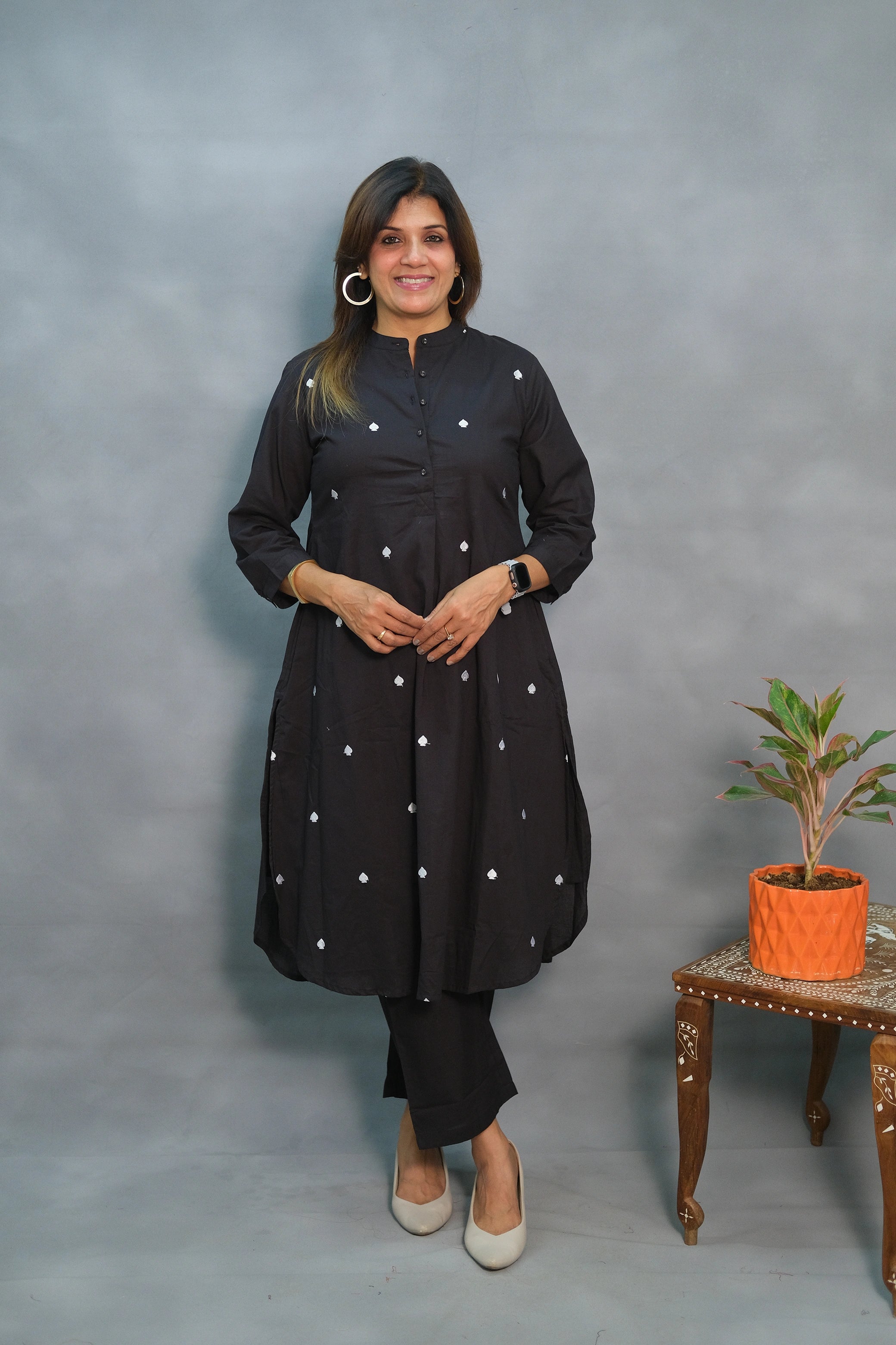 Embroidered Kurta Pant Set with Smocked Back & Lining – Black