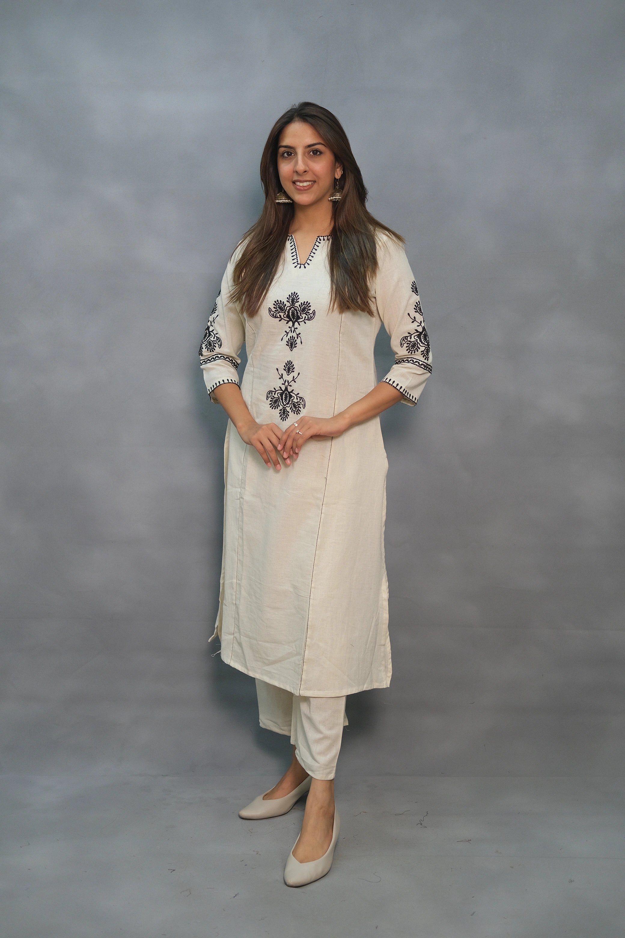 Embroidered Flex Cotton Two-Piece Set – Graceful & Comfortable Ethnic Wear