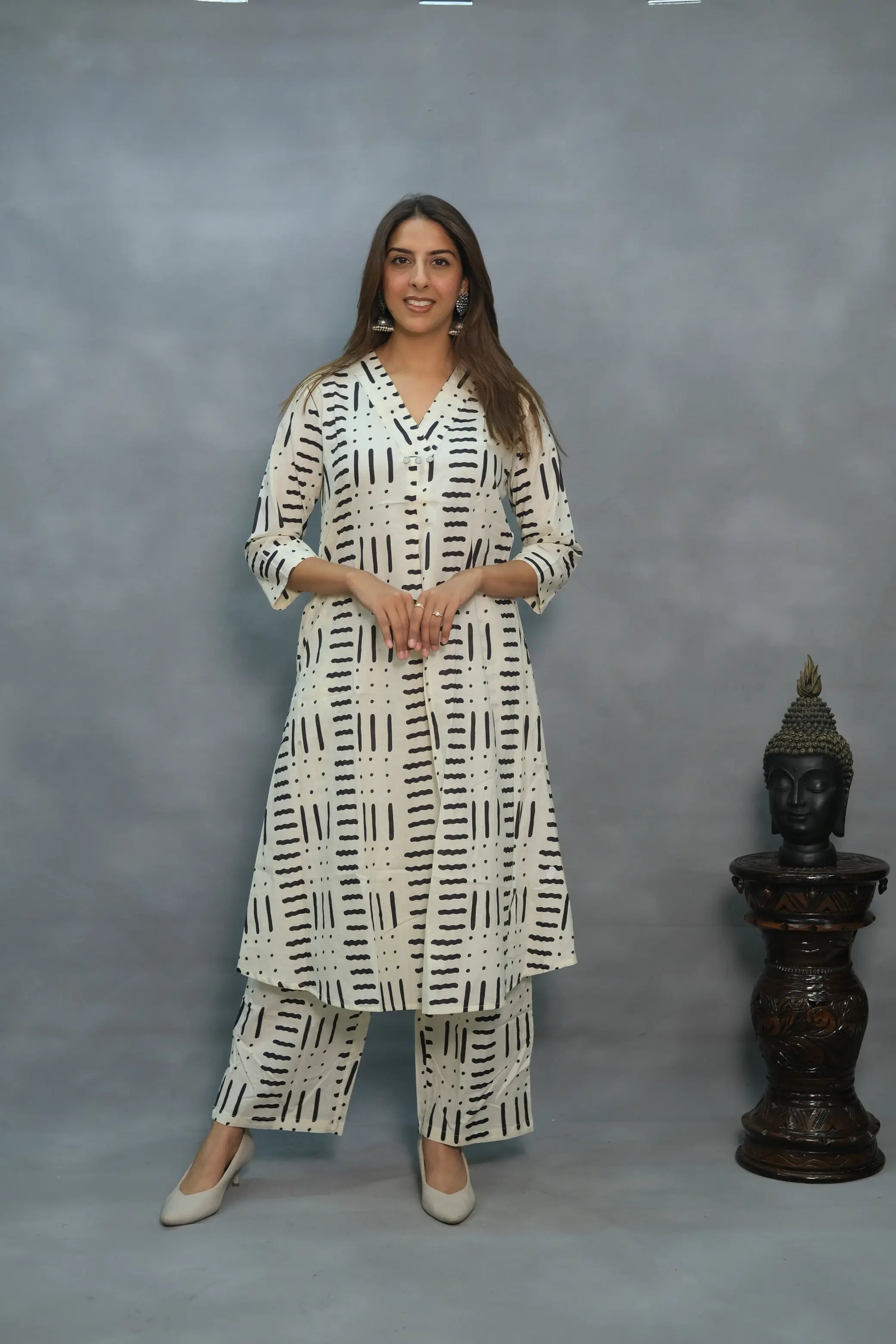 Soft Cotton 2-Piece Set – Classic & Comfortable | Available in Black & White
