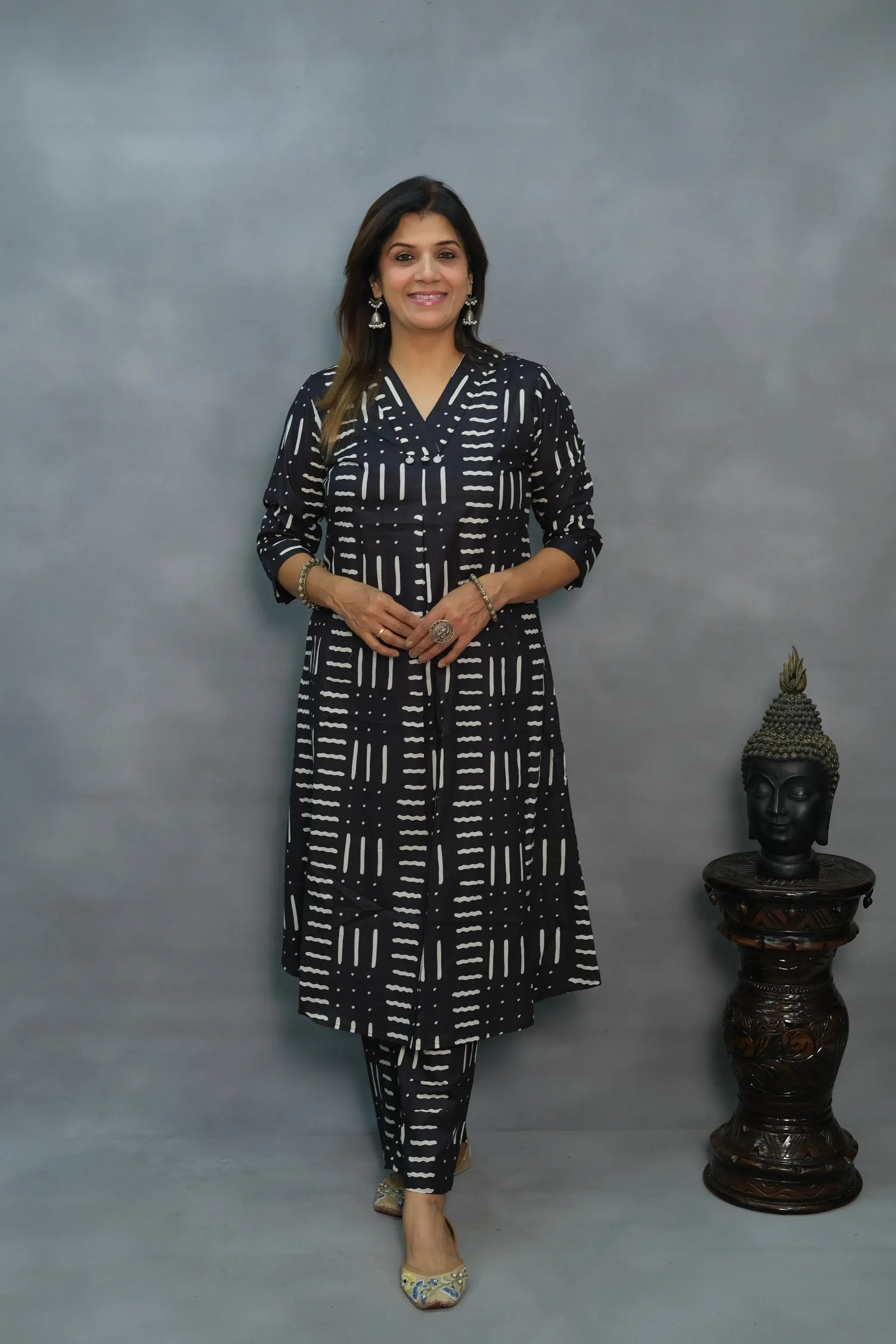 Soft Cotton 2-Piece Set – Classic & Comfortable | Available in Black & White