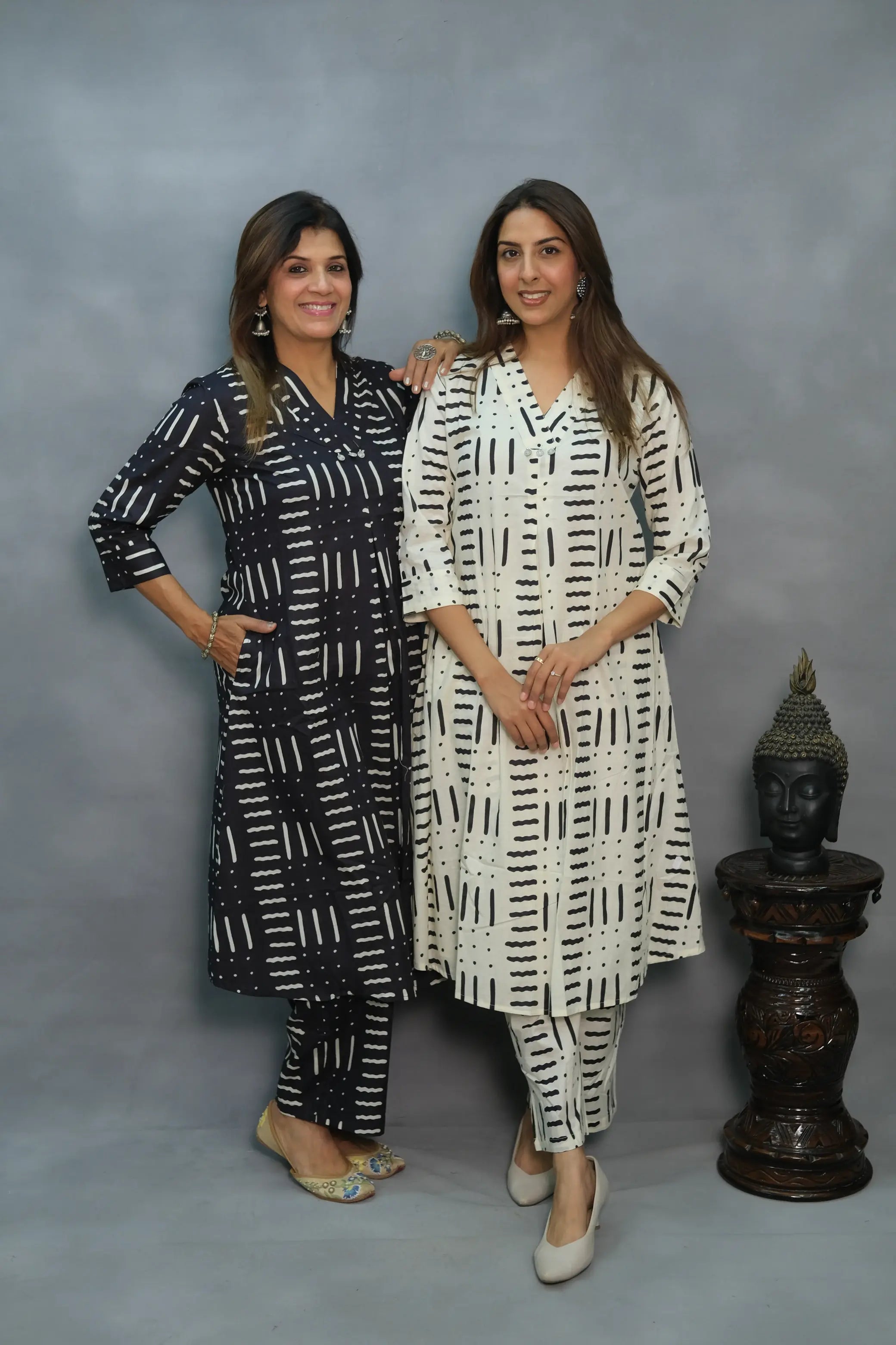 Soft Cotton 2-Piece Set – Classic & Comfortable | Available in Black & White
