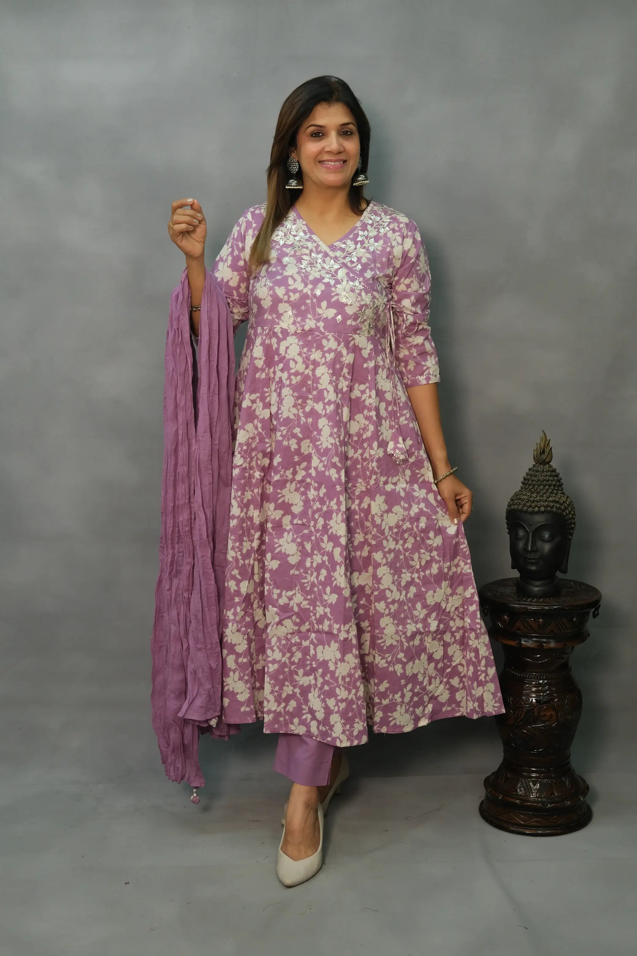 Elegant A-Line Cotton Suit with Gota Patti Work – 3-Piece Ethnic Set