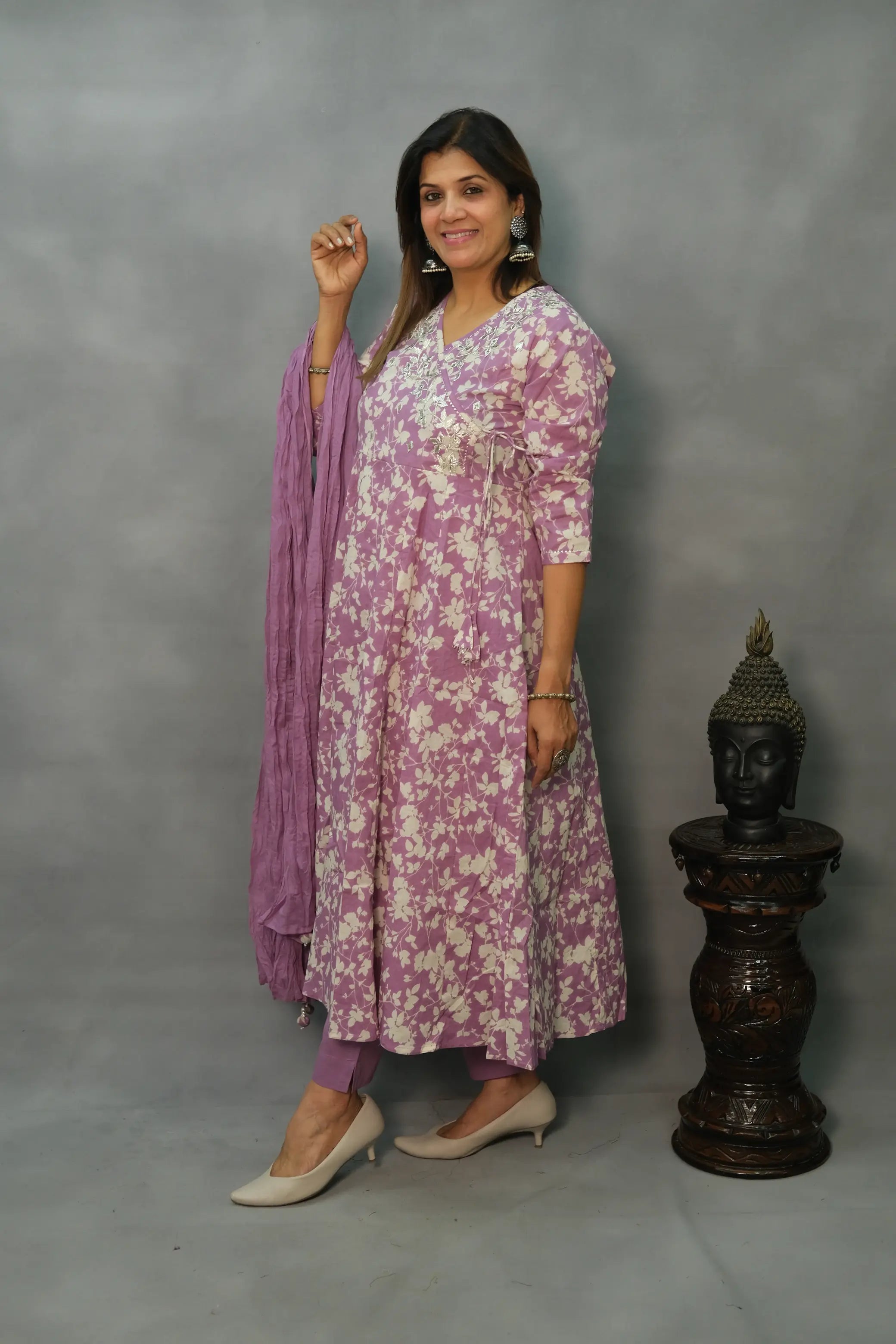 Elegant A-Line Cotton Suit with Gota Patti Work – 3-Piece Ethnic Set