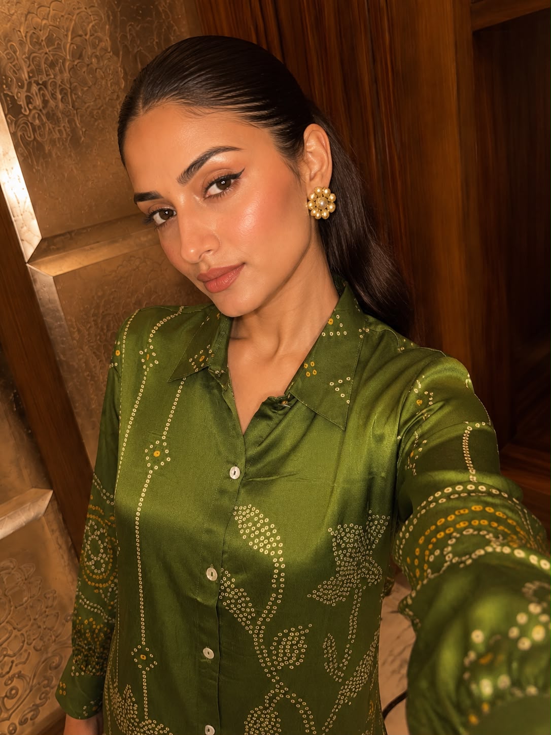 Green Bandhani Print Collared Tunic Shirt | Premium Crepe Ethnic Fusion Wear