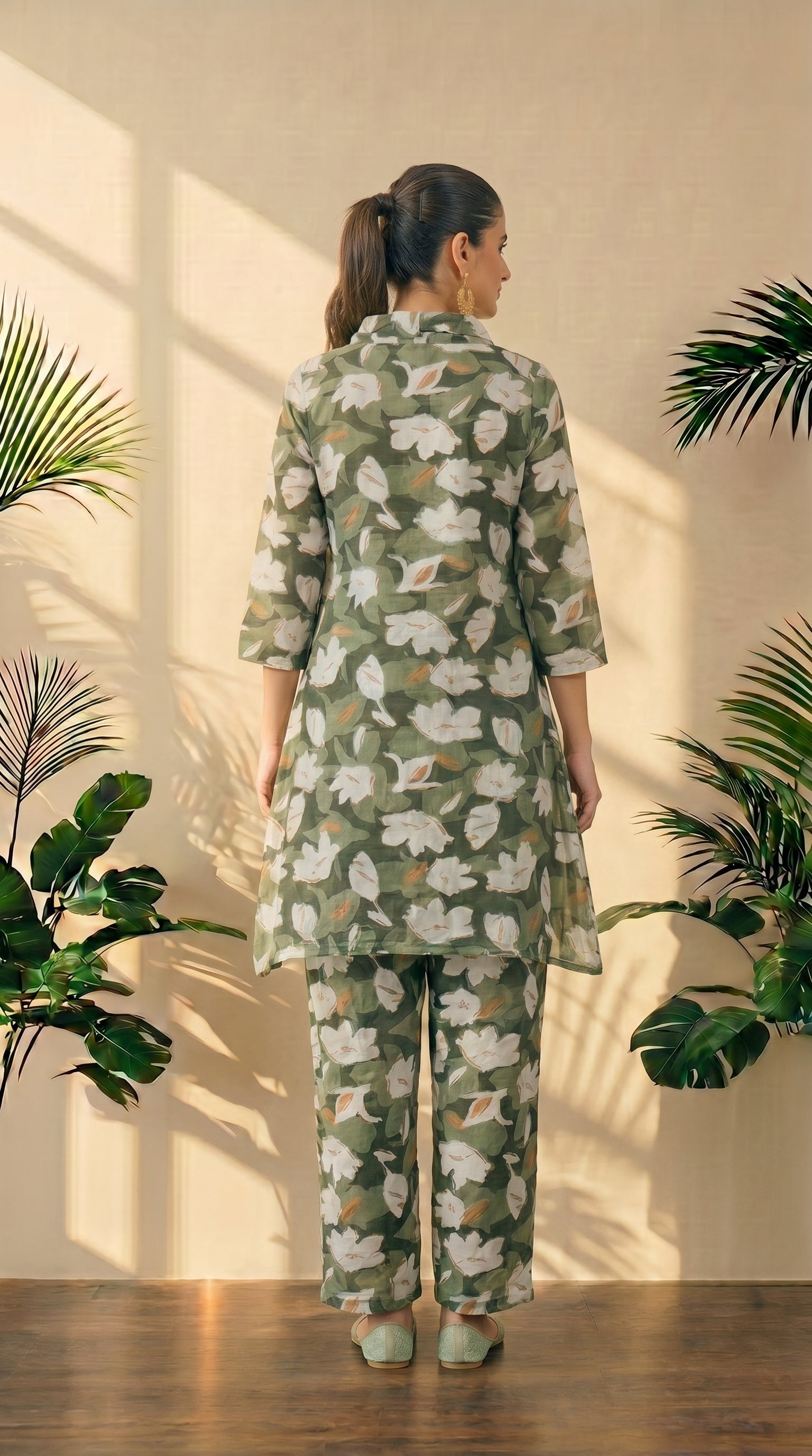 Turtle Neck Green Floral Printed Set – Elegant Ethnic Wear