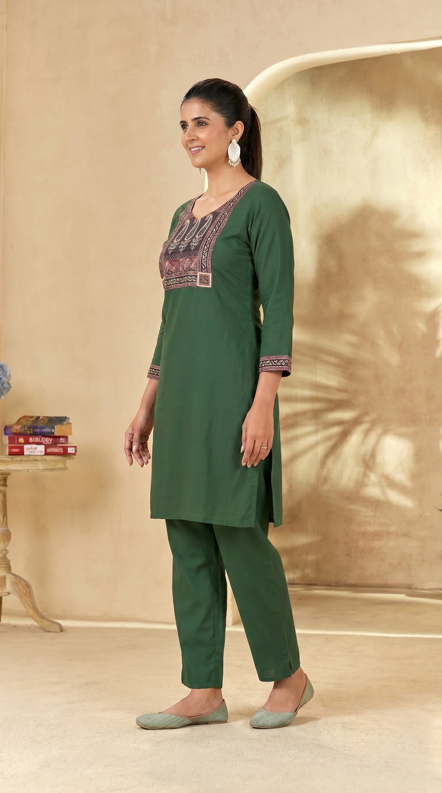 Green Gamathi Yoke Kurti Pant Set