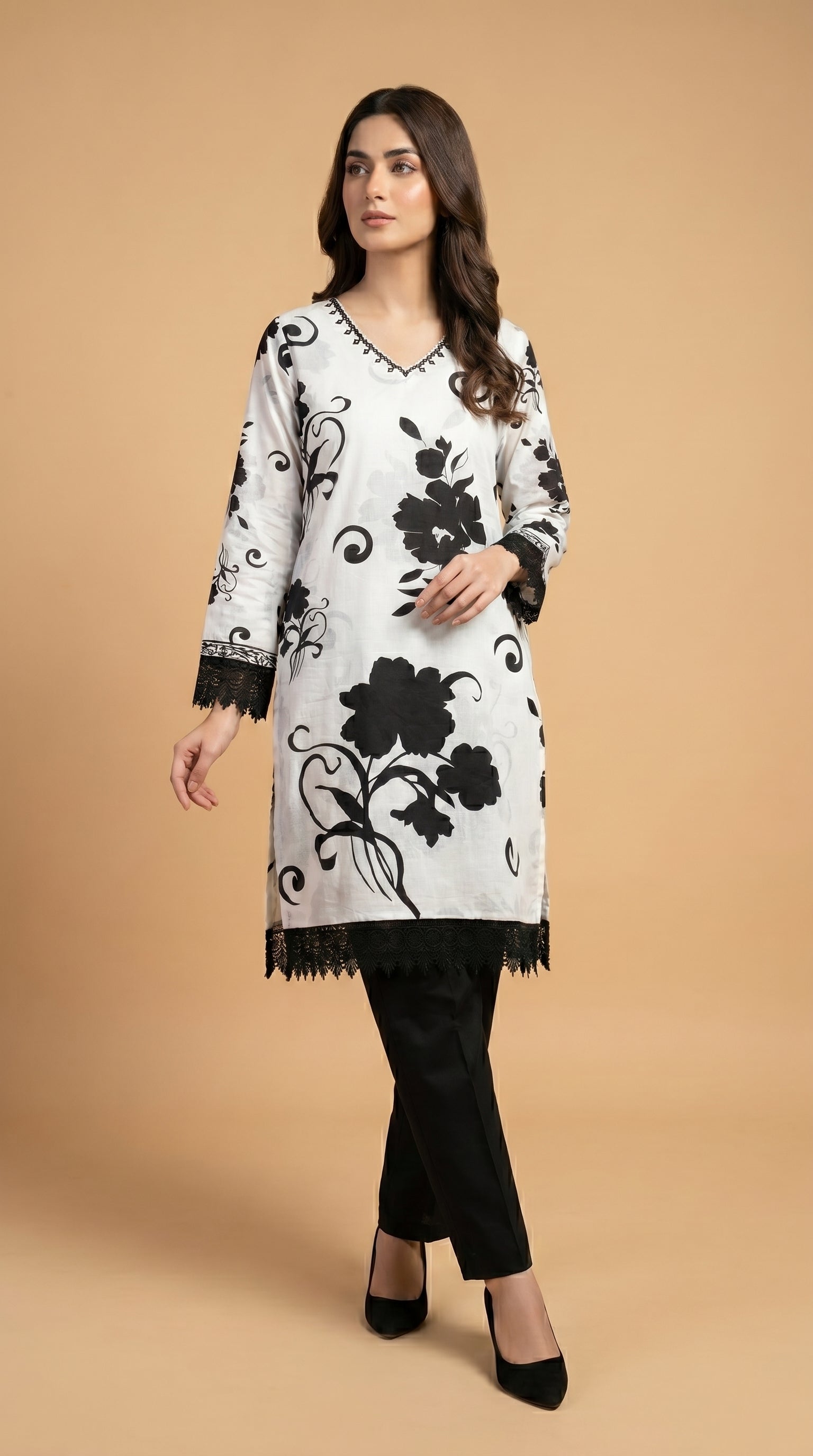 Black & White Floral Print Kurti Pant Set